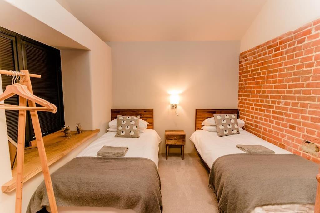 Beautiful Barn Conversion Close To The Broads Dilham Exteriör bild