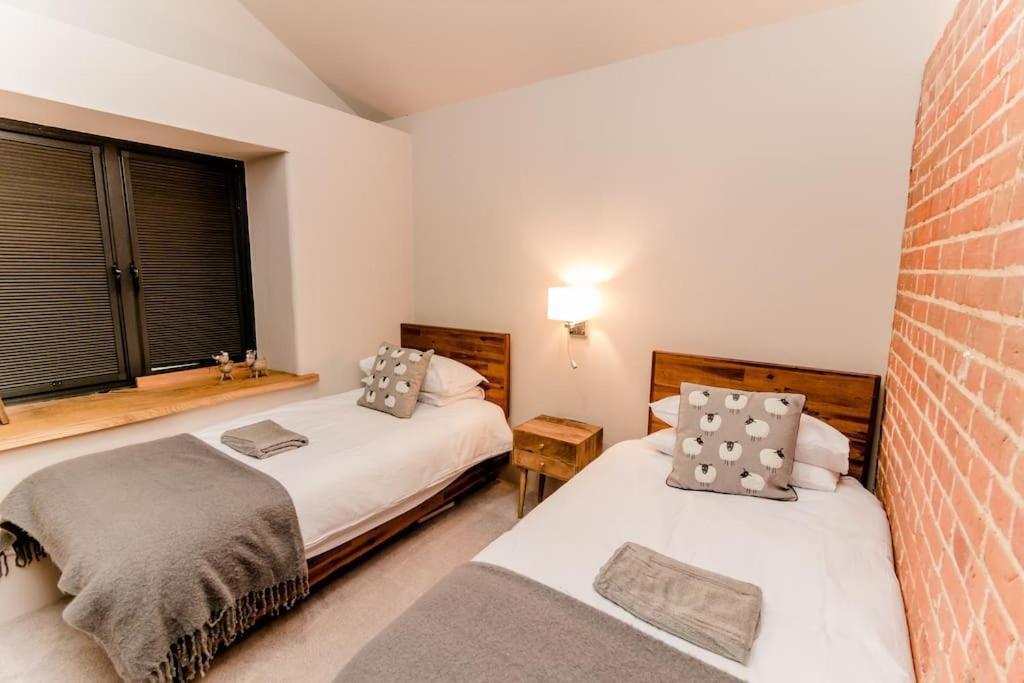 Beautiful Barn Conversion Close To The Broads Dilham Exteriör bild