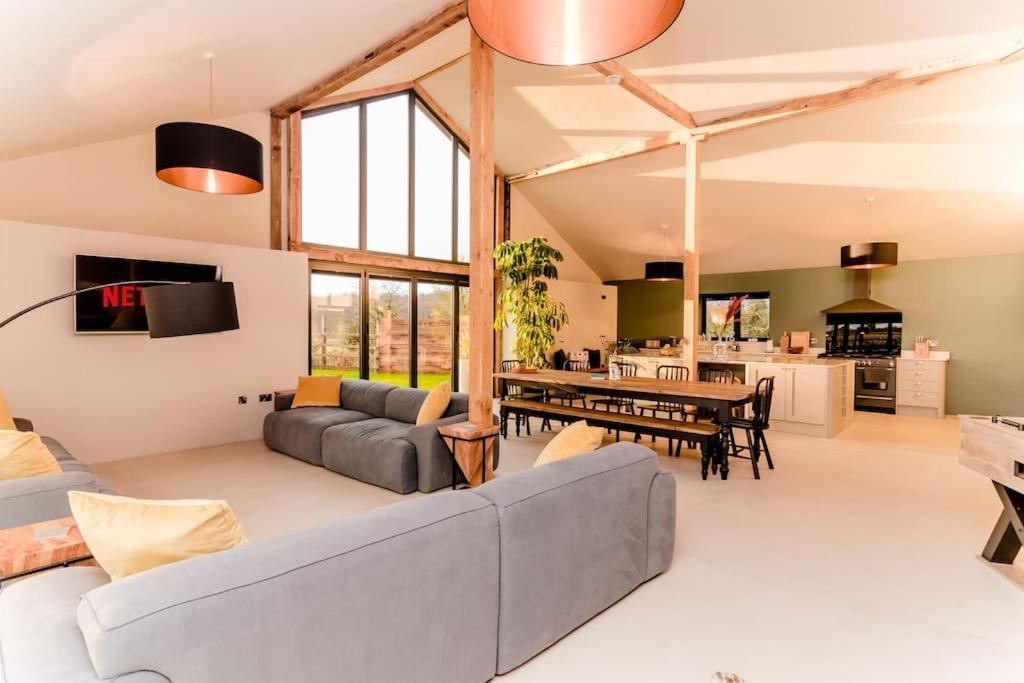 Beautiful Barn Conversion Close To The Broads Dilham Exteriör bild