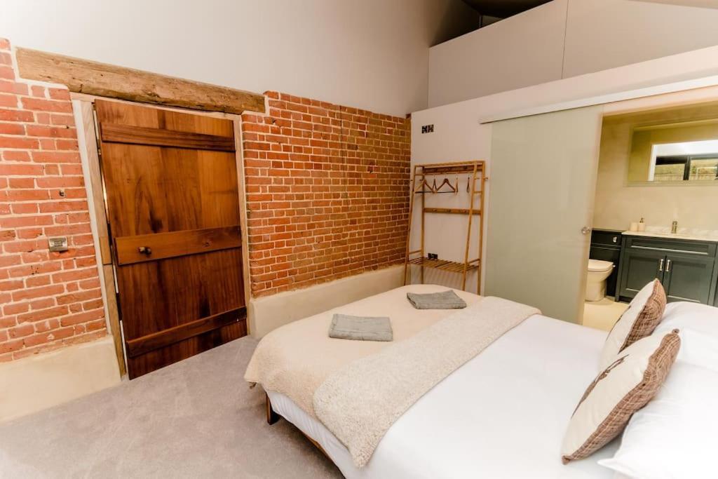 Beautiful Barn Conversion Close To The Broads Dilham Exteriör bild
