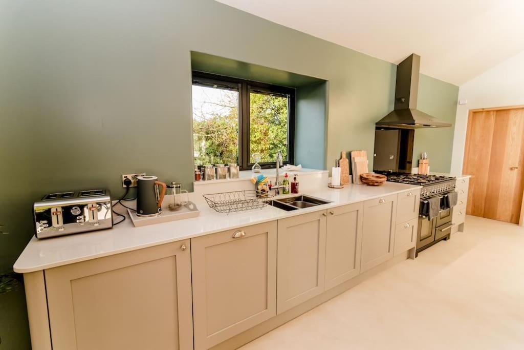 Beautiful Barn Conversion Close To The Broads Dilham Exteriör bild